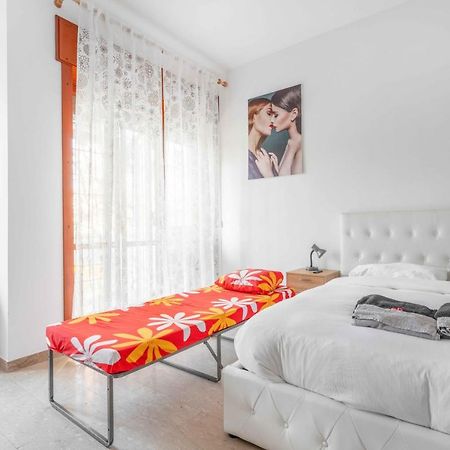 Soggiorno Incantevole In Zona Navigli มิลาน ภายนอก รูปภาพ